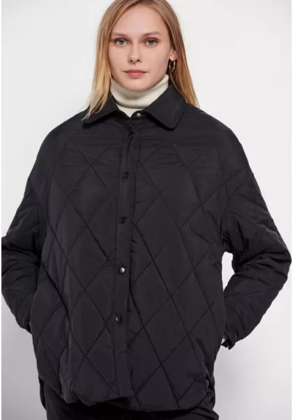 Loose Fit Quilted Jacket Women's Chic Black Funky-Buddha Jackets & Coats