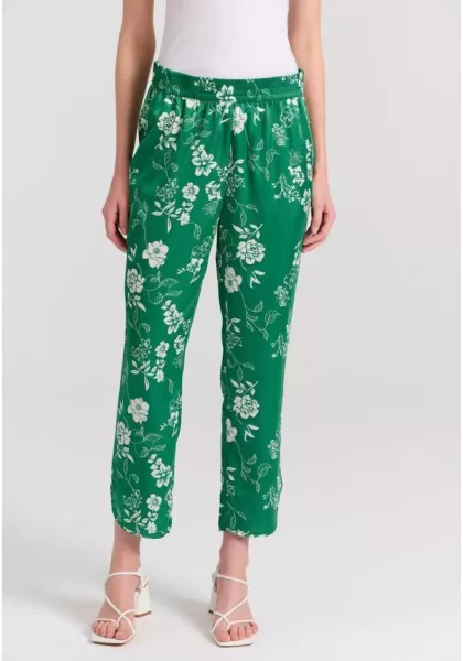 All Over Printed Cropped Casual Pants Solid Evergreen Funky-Buddha Women's Trousers